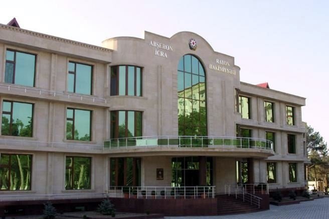 Abşeron Rayon İcra Hakimiyyətinin bütün rəhbərliyi saxlanılıb?