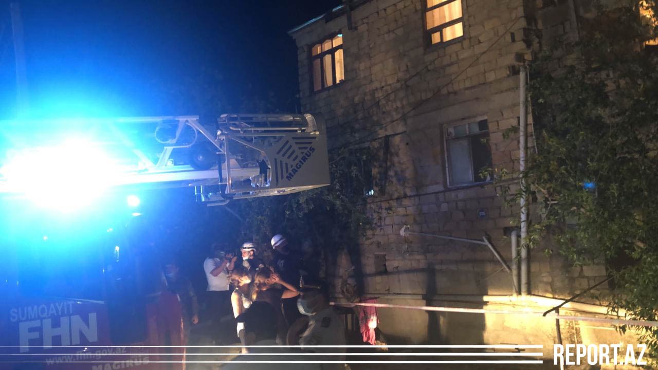 Sumqayıtda bina uçub, yaralılar var