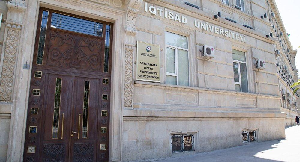 Azərbaycanda sabiq rektor vəfat edib