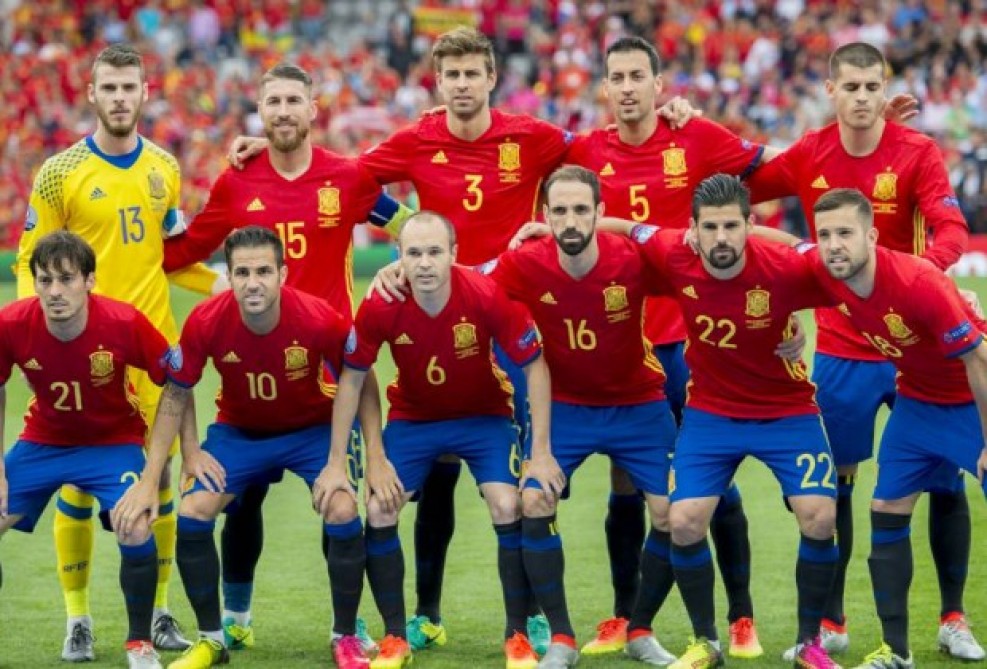 Bu əfsanəvi futbolçu İspaniya yığmasının baş məşqçisi ola bilər