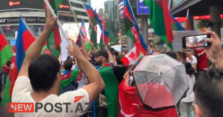 Torontoda Ordumuza möhtəşəm dəstək aksiyası keçirilib - VİDEOLAR