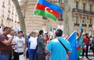 Parisdə erməni təxribatlarına etiraz olaraq aksiya keçirilib - FOTO