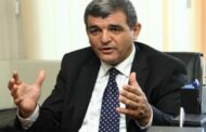 Fazil Mustafa İSTEFA VERƏCƏK