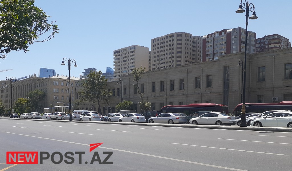 Paytaxt yolunda böyük tıxac - FOTOLAR