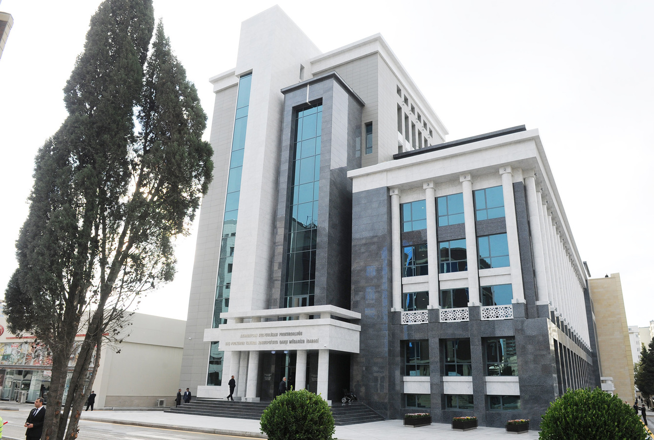 Korrupsiyaya qarşı mübarizə üzrə Komissiyanın yeni sədri seçildi