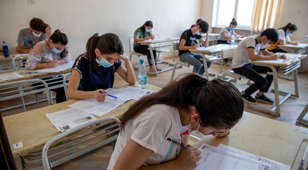 DİM tərəfindən I və IV ixtisas qrupları üzrə keçirilmiş imtahan nəticələri AÇIQLANDI
