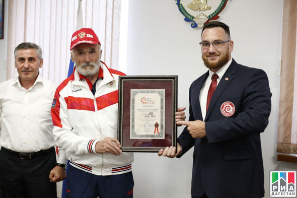 Beş saata 10 kiloqrama yaxın arıqlamaqla Ginnesin Rekordlar Kitabına düşdü