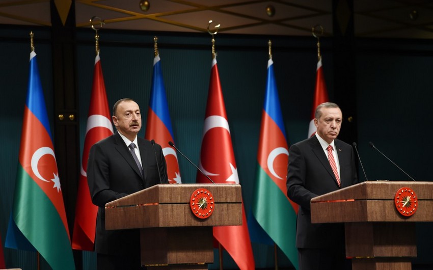 İlham Əliyev İzmirə görə Ərdoğana zəng etdi: 
