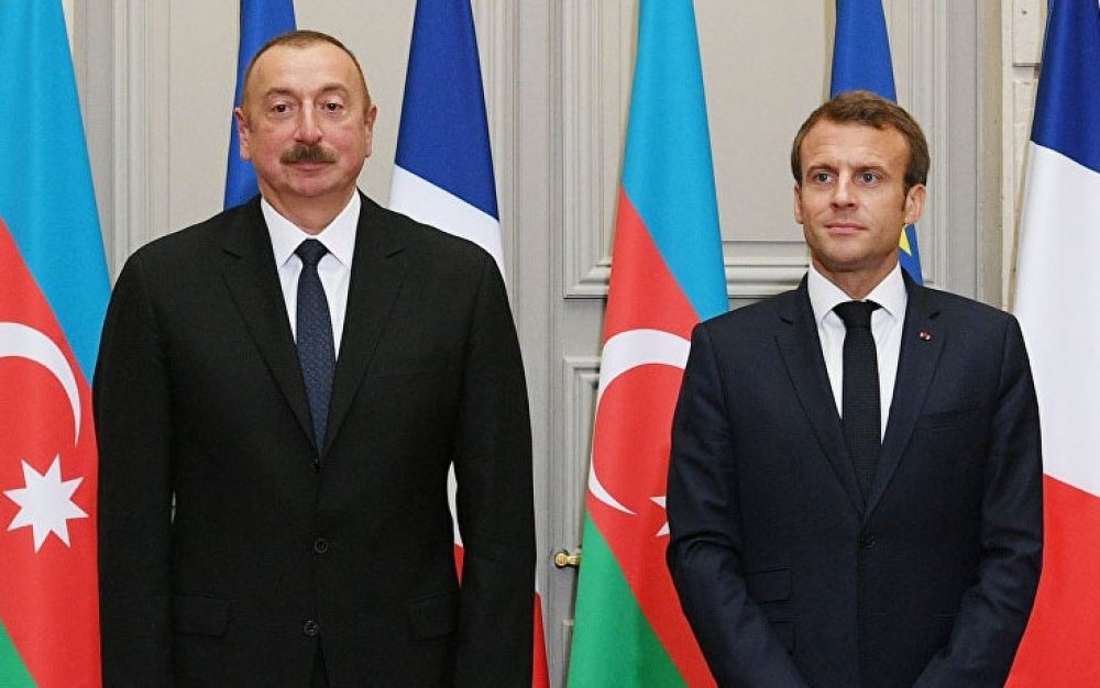Fransa Prezidenti Makron İlham Əliyevə zəng edib