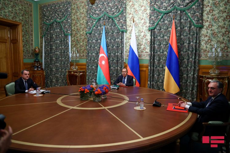Moskvada Rusiya, Azərbaycan və Ermənistan XİN başçılarının üçtərəfli görüşü başlayıb