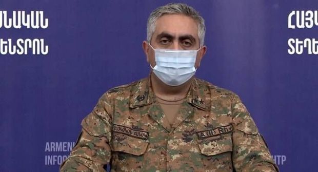 GÜLÜNC VƏZİYYƏT!!! Ermənistan Müdafiə Nazirliyinin brifinqində biabırçı anlar - FOTO