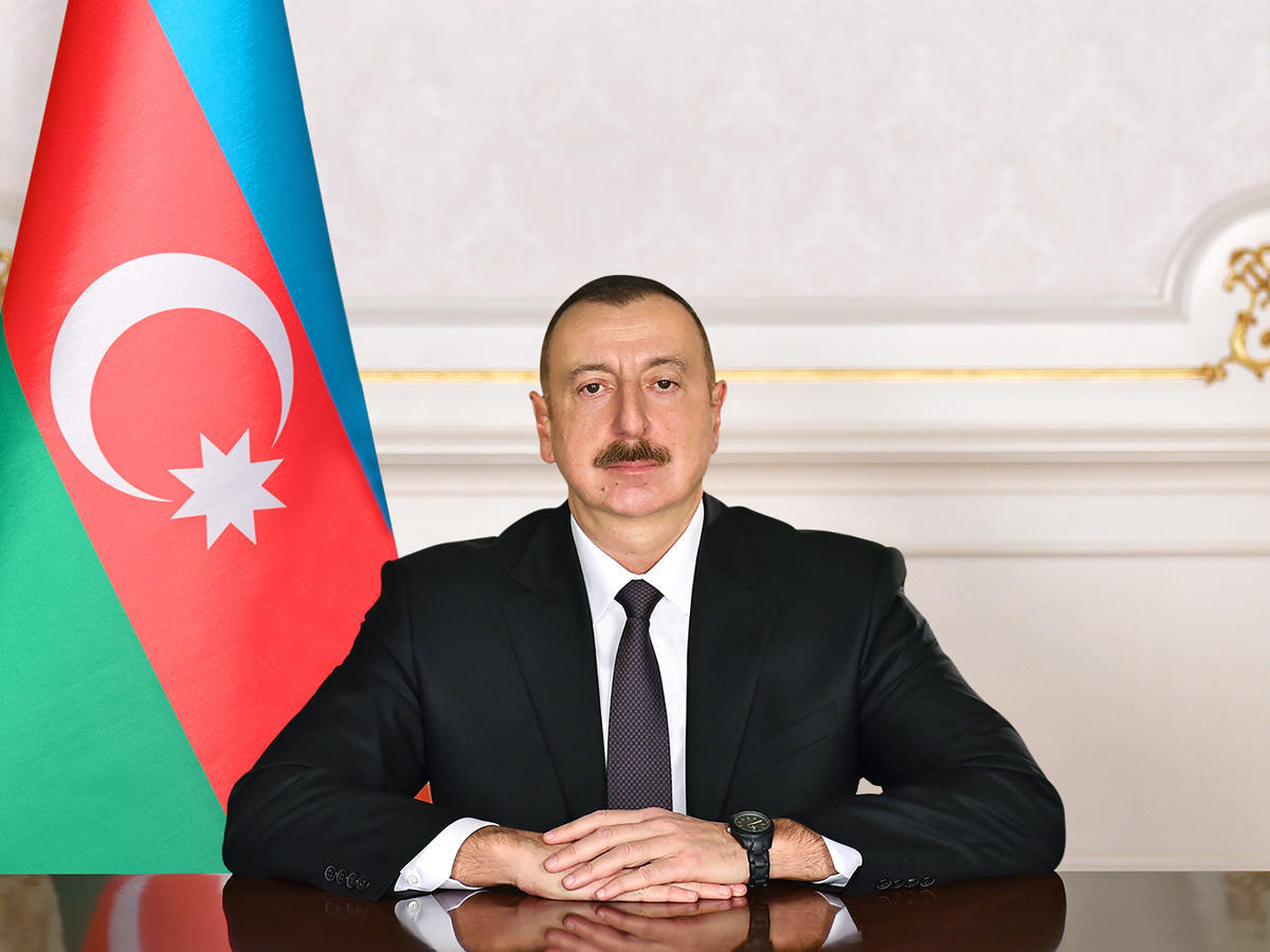 Ali Baş Komandan Xudafərin əməliyyatına görə Elçin Quliyevi təbrik etdi