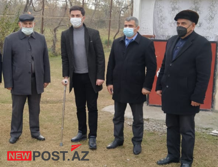 Ağdaş Rayon İcra Hakimiyyətinin məsul əməkdaşları rayonun Vətən müharibəsi qazilərinə baş çəkiblər