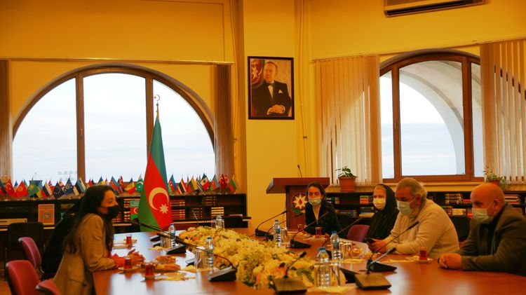 Ombudsman şəhid ailələri və qazilərlə görüşüb