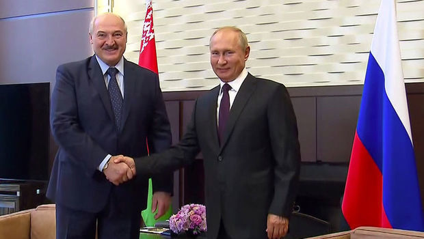 “Putindən başqa dostum yoxdur” - Lukaşenkodan ETİRAF
