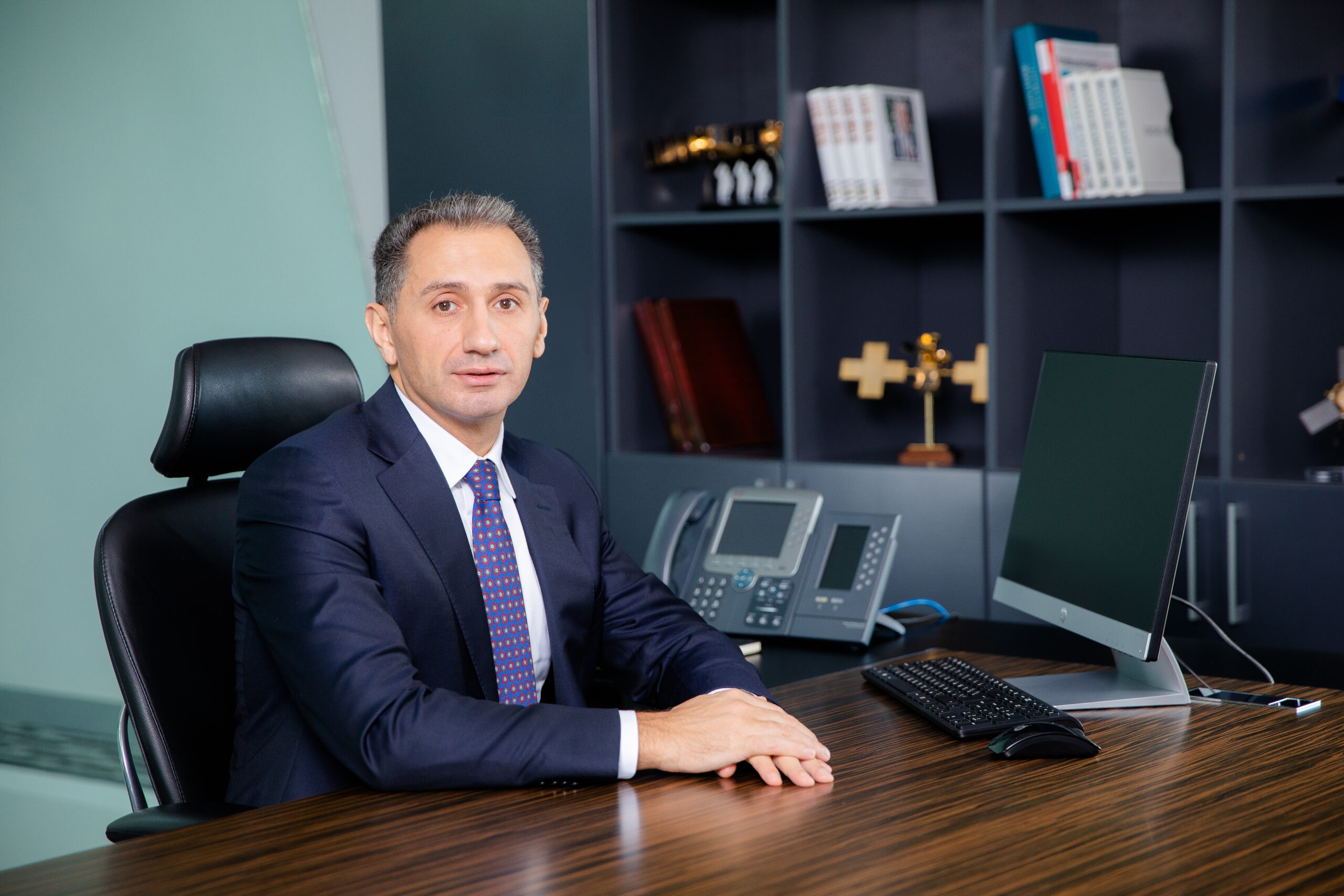 Yeni Nəqliyyat, rabitə və yüksək texnologiyalar naziri Rəşad Nəbiyev kimdir? - DOSYE