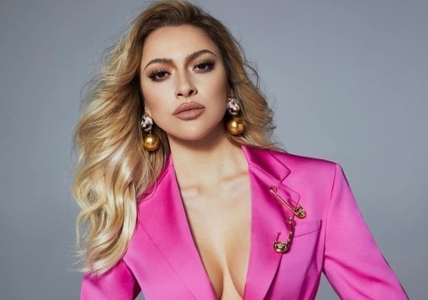 Cazibədar müğənni Hadisə sevgilisi ilə yeni görüntülərini paylaşıb - FOTO