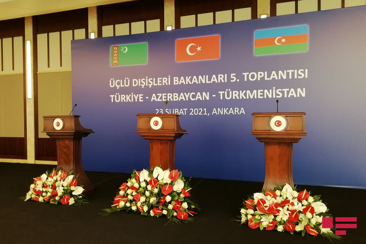 Türkiyə, Azərbaycan və Türkmənistan XİN başçılarının üçtərəfli görüşü keçirilir