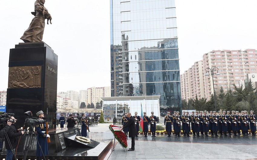 Prezident “Ana harayı” abidəsini ziyarət edib