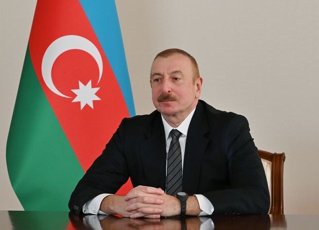 İlham Əliyev YAP-ın qurultayında çıxış edib