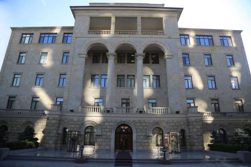 MN: Hərbçilərin maaşına əlavələr yaxın günlərdə ödəniləcək