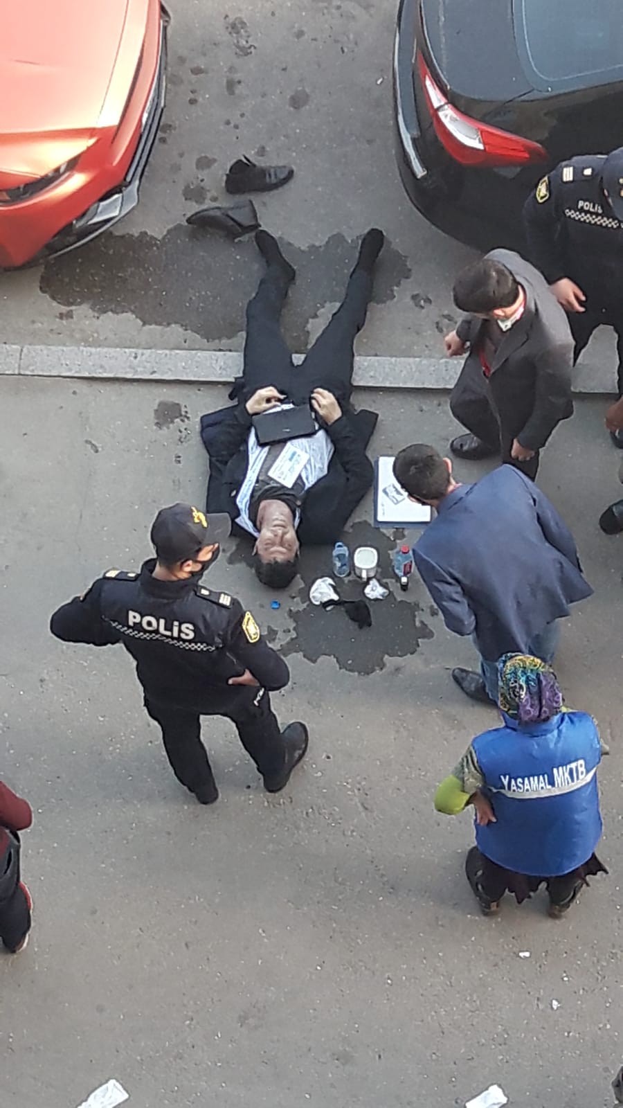 Bakıda bir şəxs halı pisləşərək yıxılıb və hadisə yerində keçinib