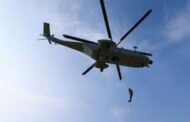 Rusiyalı təlimçilər helikopterdən yerə çırpıldı - ANBAAN VİDEO