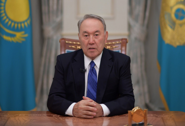 Nursultan Nazarbayev Azərbaycan Prezidentinə təbrik ünvanlayıb