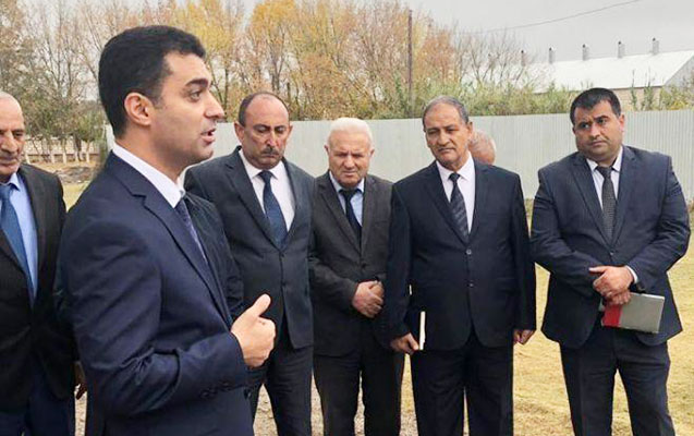 Yevlağın icra başçısının imarətində müəmmalı intihar
