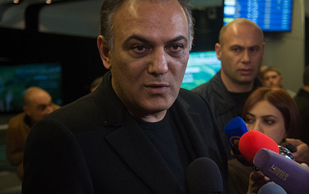 Ermənistanın keçmiş naziri aeroportda saxlanıldı
