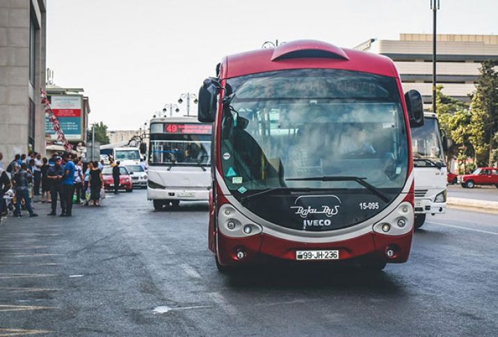 Sabahdan Bakıda nəqliyyatın hərəkətinə tətbiq edilən məhdudiyyət aradan qaldırılacaq