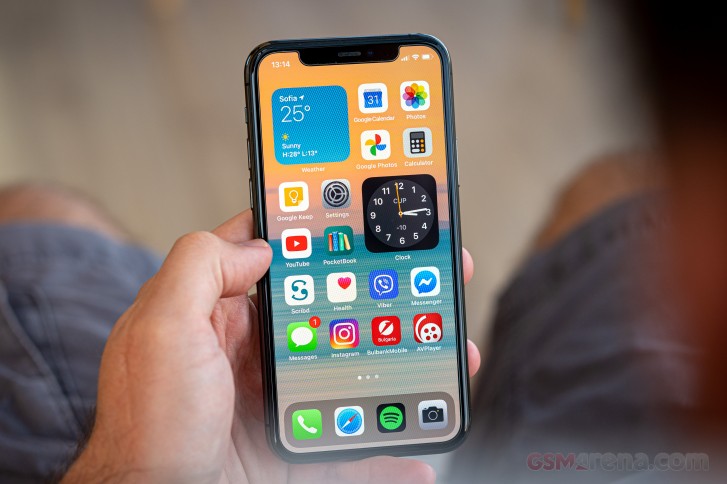 “iOS 14” sistemi “iPhone” smartfonlarının 90 faizində quraşdırılıb