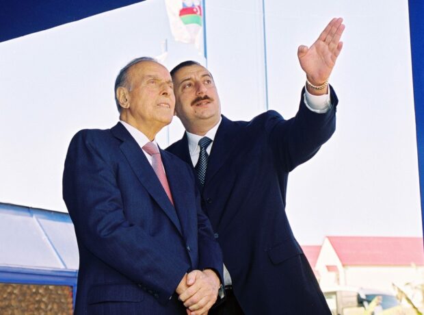 Müasir tariximizə qızıl hərflərlə yazılan ata vəsiyyəti - Deputat Şahin İsmayılov yazır
