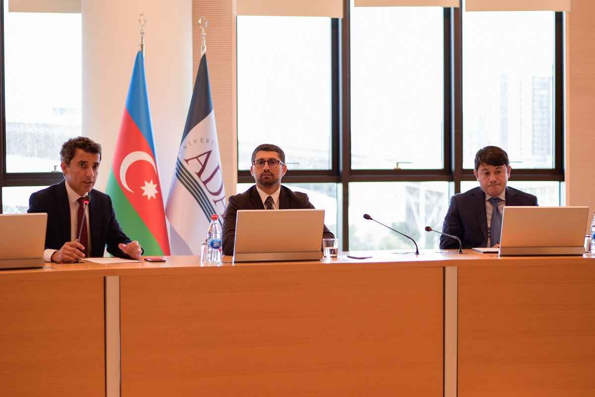 Qarabağ Dirçəliş Fondunun Azərbaycanın xaricdəki səfirləri ilə birgə müzakirə sessiyası keçirilib - FOTO
