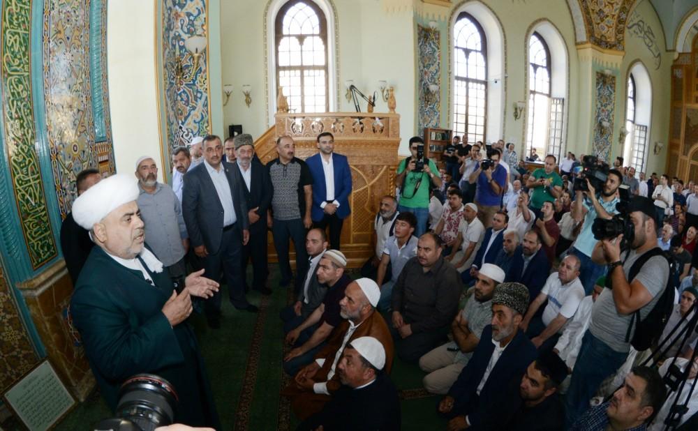 Bakıda bayram namazı qılındı - FOTO