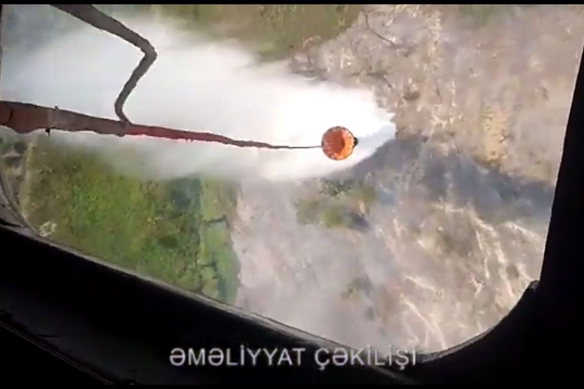 FHN: Qəbələdə dağlıq ərazidə yanğının söndürülməsi istiqamətində tədbirlər davam etdirilir - VİDEO