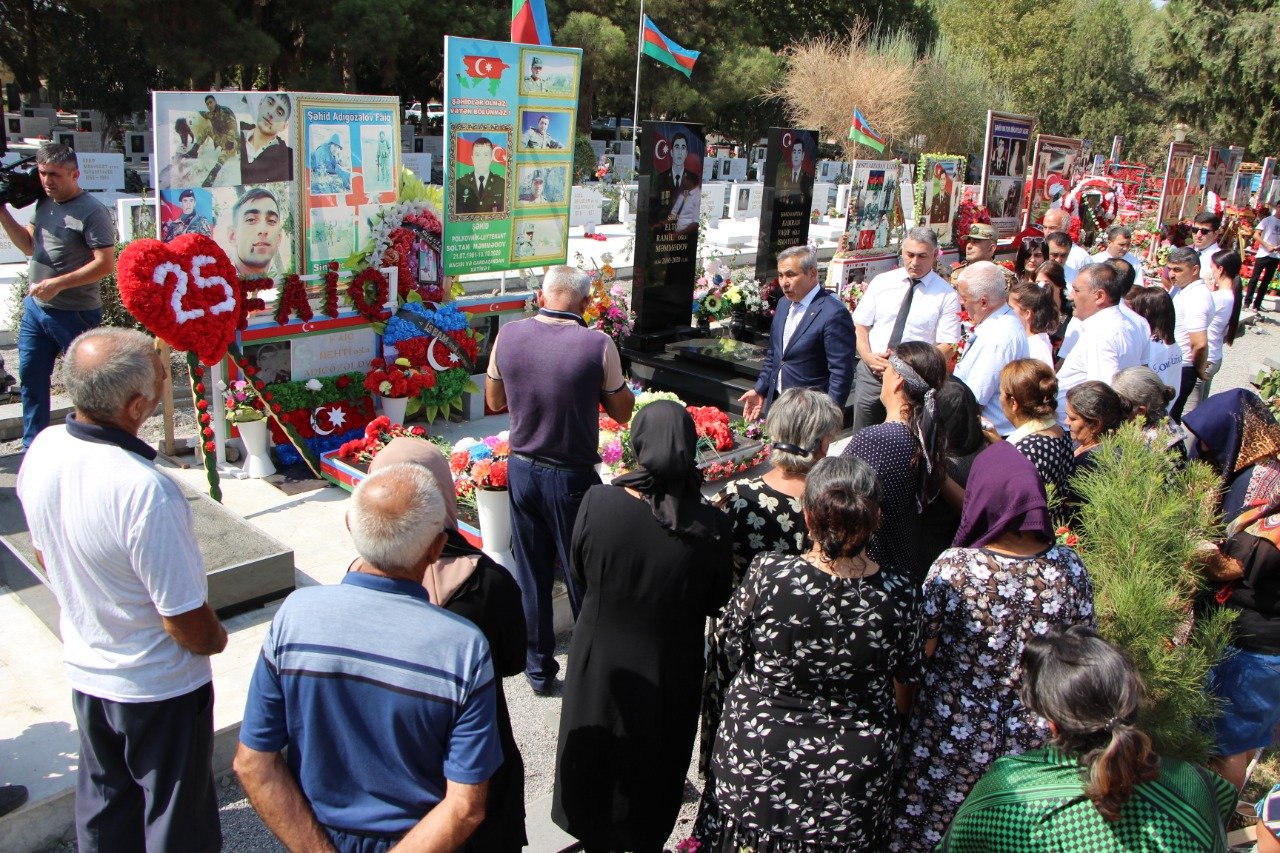 Yevlaxda Şəhid Faiq Adgözəlovun doğum günü qeyd edilib - FOTO