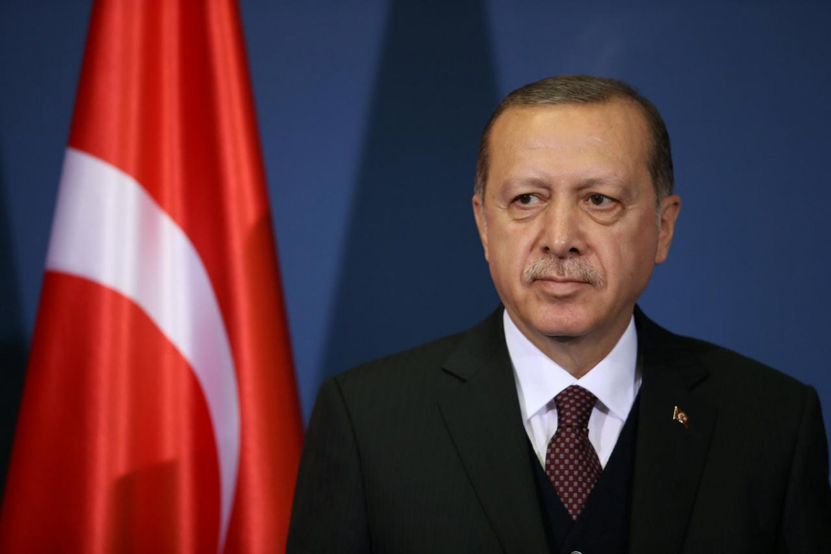 Ərdoğan: “BTQ qlobal ticarətdə yeni və əhəmiyyətli alternativ olaraq getdikcə daha önə çıxır”