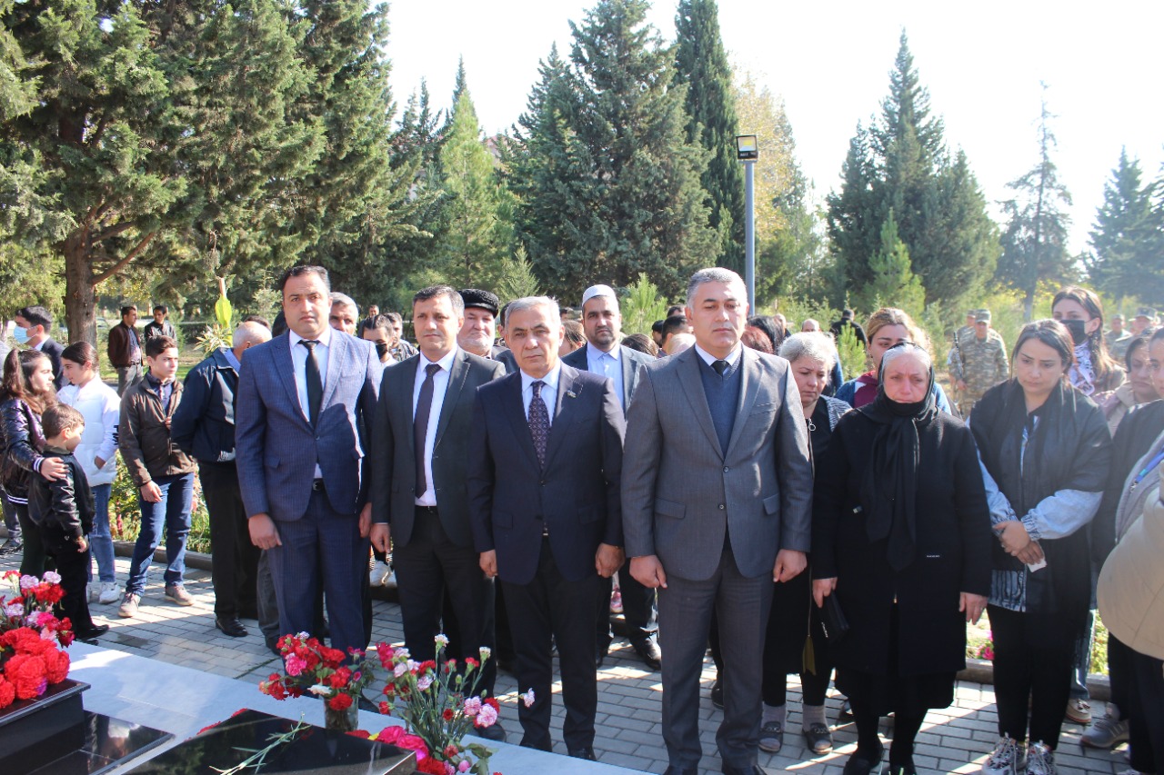 Yevlaxda Vətən Müharibəsi şəhidlərinin xatirələri anılıb - FOTO
