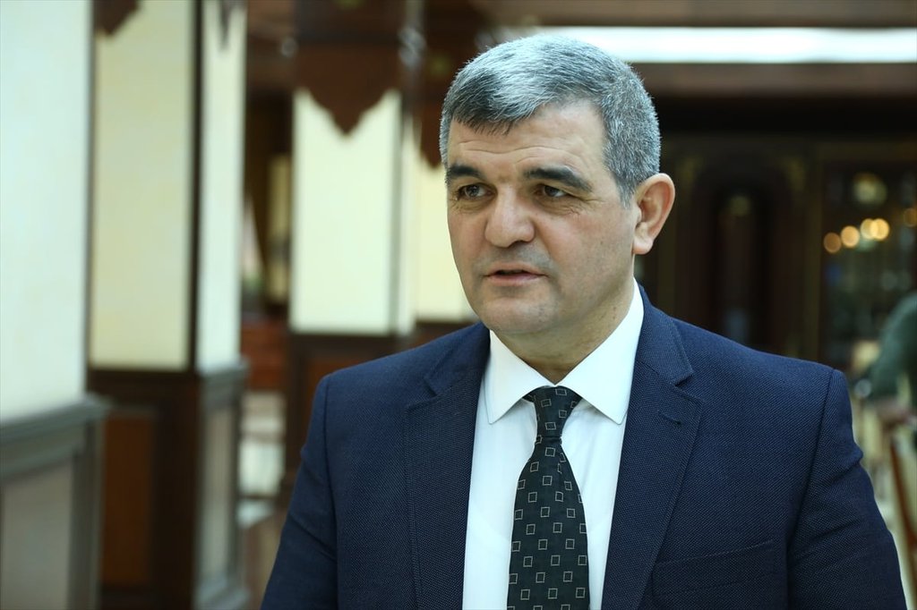 Deputat Fazil Mustafa: “Bəlkə də dənizdən istifadə etməyi bacarmayan yeganə xalqıq”