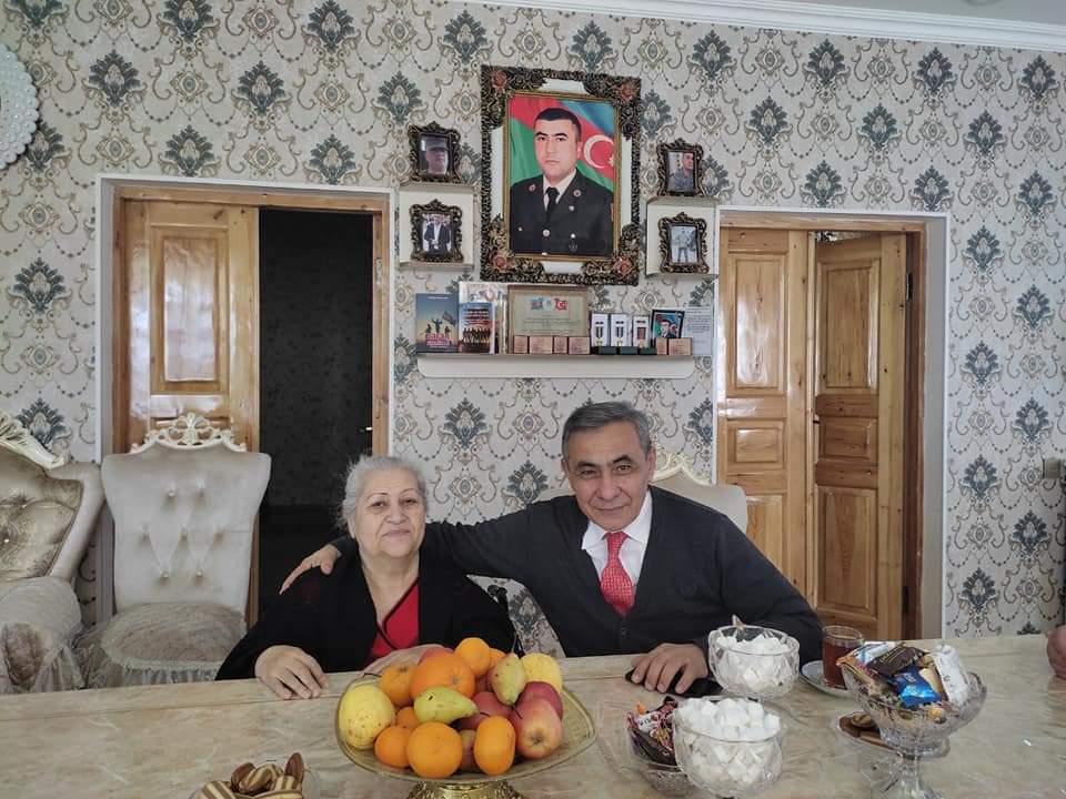 Deputat İlham Məmmədov Yevlax rayonunda şəhid ailəsinə baş çəkib - FOTO