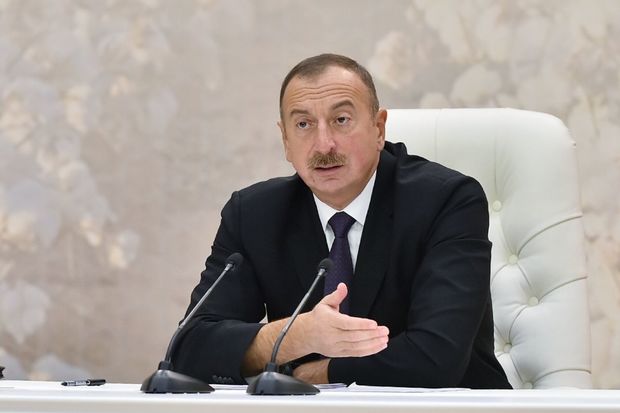İlham Əliyev: “Azərbaycanın nəqliyyat-logistika infrastrukturu bütün İƏT ölkələri üçün açıqdır”