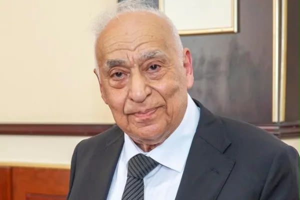 İkram Kərimov vəfat etdi